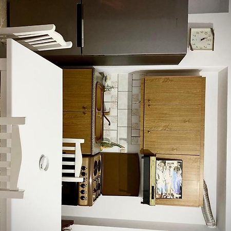 Honey Apartment Near Port Of Saranda エクステリア 写真