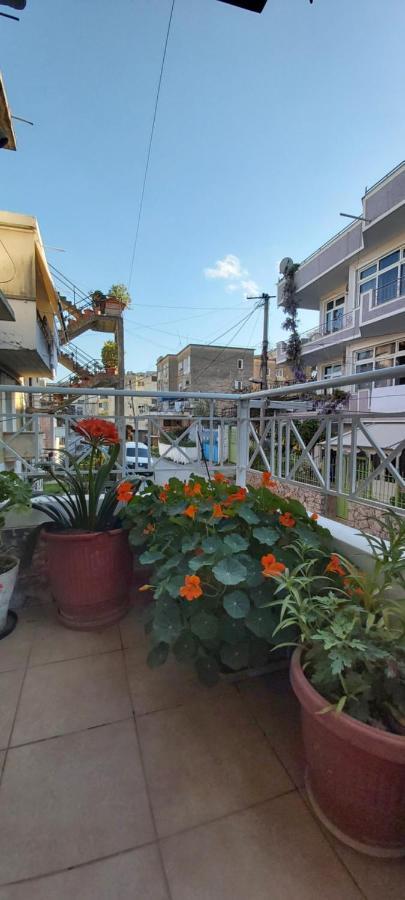 Honey Apartment Near Port Of Saranda エクステリア 写真